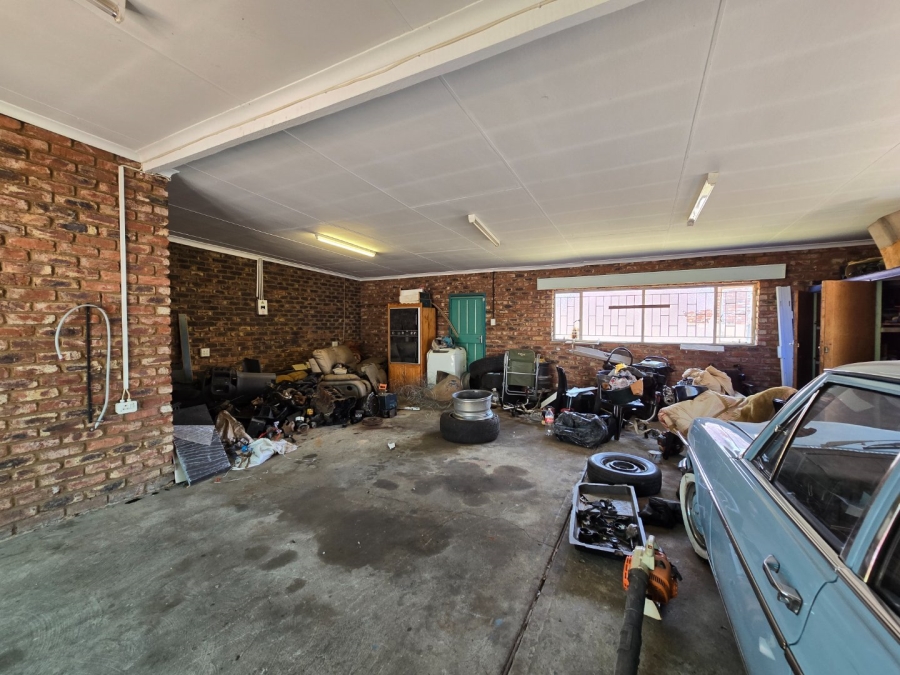 4 Bedroom Property for Sale in Potchefstroom North West